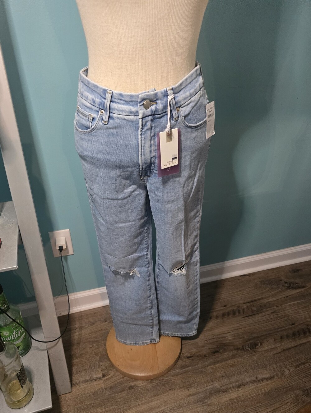 Good American Dolly Joleans  Light Wash Distressed Knee Cutout Jeans